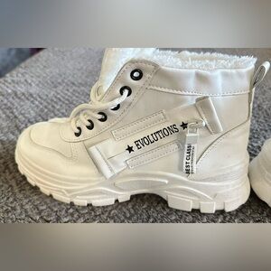 Women's white Winter Boots
